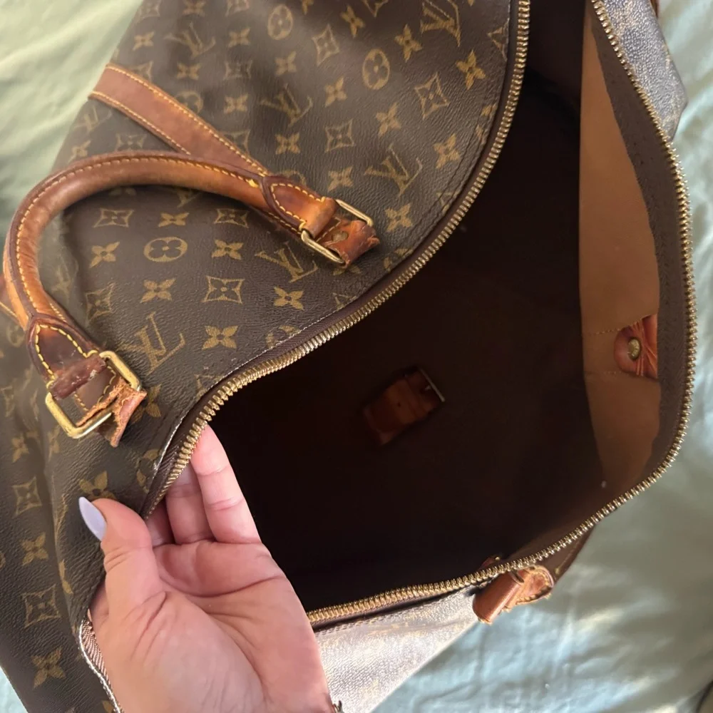 Louis Vuitton Monogram Duffel Bag in Brown and Tan - Picture 6 of 6